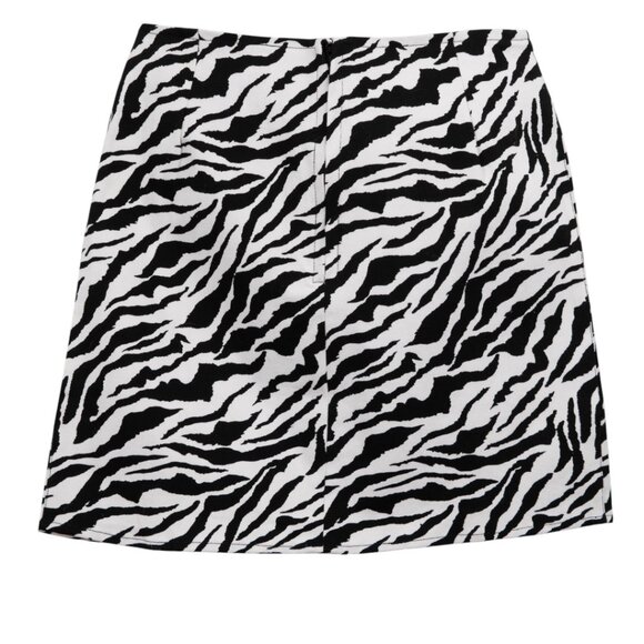 NWT MOTEL ROCKS Y2K  BADDIE GRUNGE DOPE MINI SKIRT NEO PUNK XS - Picture 3 of 6